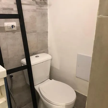 Via Idria 14 Apartament
