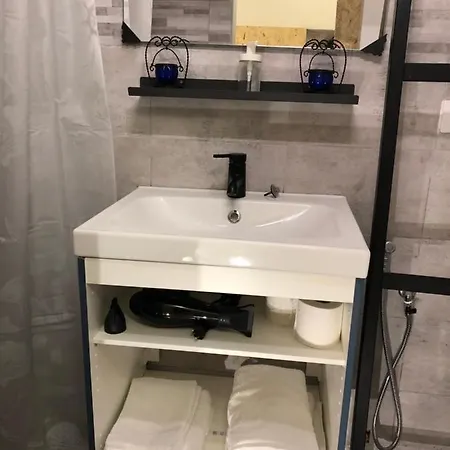 Via Idria 14 Apartament